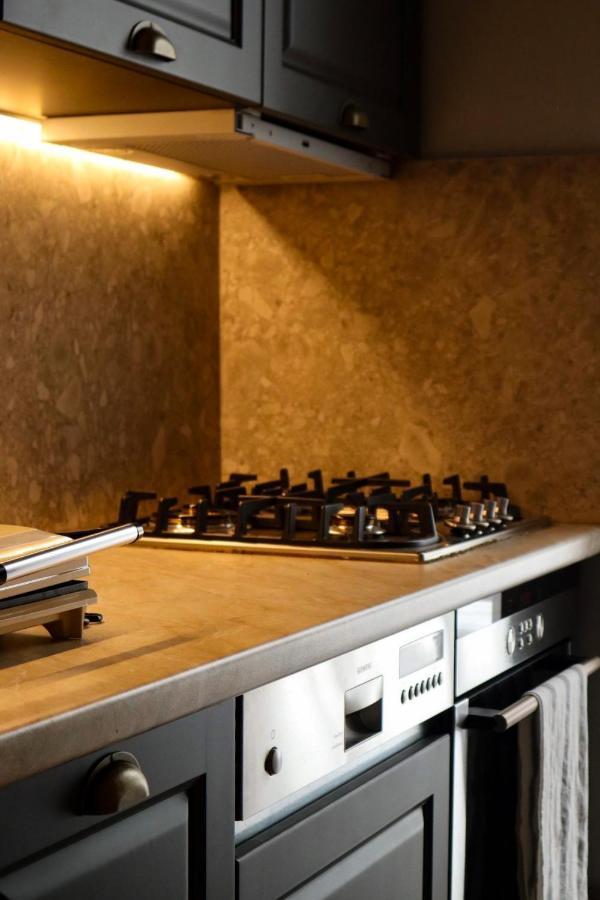 Thiseas Luxury Apartment Atenas Exterior foto