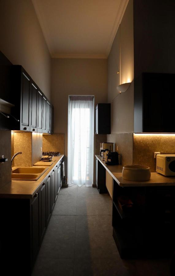 Thiseas Luxury Apartment Atenas Exterior foto
